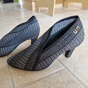 Black grey striped United Nude 38 low fold bootie heel